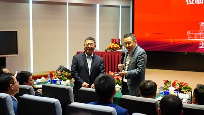 探索未来 勇于破局|陕汽控股董事长袁宏明一行到访中集车辆座谈交流 - 中集车辆（集团）股份有限公司