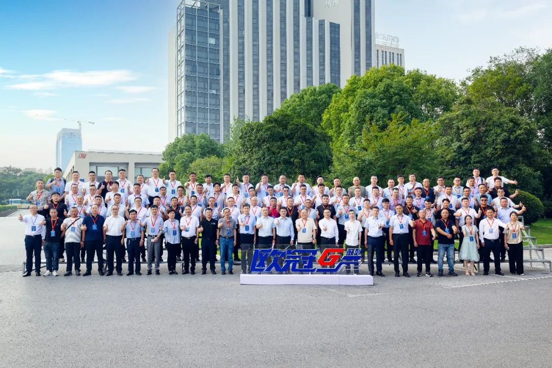 中集车辆“欧冠G”系列液罐车重磅上市——以“欧洲手艺·中国逾越”界说化工物流清静新未来 - 中集车辆（集团）股份有限公司